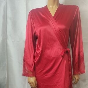 Victoria's Secret Red Satin Robe Wrap-Style Intimates‎ M/L